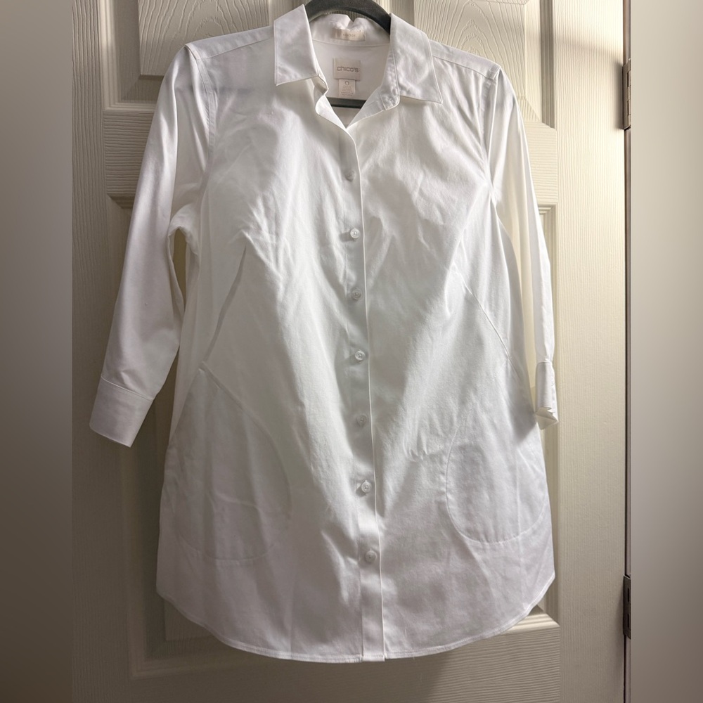 Chico's White Button Down Blouse 97% Cotton 3% Spandex Sz 0